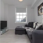 Rent 2 bedroom flat in Cardiff