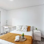 Alquilar 5 dormitorio apartamento en Valencia