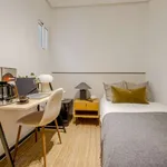 Rent a room of 120 m² in madrid