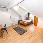 Rent 7 bedroom house in Leeds