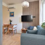 Huur 1 slaapkamer appartement van 431 m² in The Hague