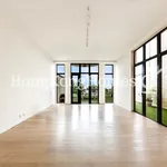 Rent 4 bedroom apartment of 299 m² in The Peak