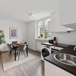 Rent 4 bedroom apartment of 80 m² in Berlin