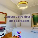 Appartement de 15 m² avec 16 chambre(s) en location à Saint-Étienne