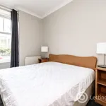 Rent 2 bedroom flat in Aberdeen