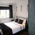 Rent 4 bedroom house in East Midlands