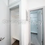 Rent 2 bedroom apartment of 750 m² in Queens