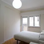 Rent 6 bedroom apartment in Lisbon