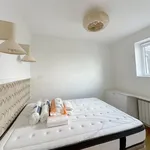 Appartement de 24 m² avec 2 chambre(s) en location à Paris