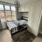 Rent 5 bedroom flat in East Midlands