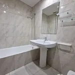 Alquilo 5 dormitorio apartamento de 180 m² en Pamplona