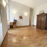 Affitto 5 camera appartamento di 164 m² in Roma