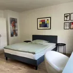 Rent a room of 80 m² in Frankfurt am Main