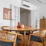 Rent 3 bedroom apartment of 1615 m² in Lisbon