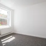 Rent 4 bedroom house in South East England