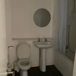 Rent 3 bedroom flat in Scotland