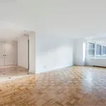 Rent 1 bedroom apartment of 83 m² in New York