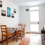 Rent a room of 200 m² in madrid