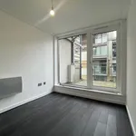 Rent 3 bedroom flat in South East England