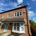 Rent 4 bedroom flat in West Midlands