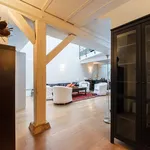 Appartement de 173 m² avec 1 chambre(s) en location à Paris