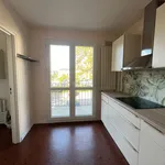 Appartement de 105 m² avec 5 chambre(s) en location à Reims