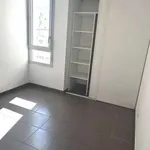 Rent 4 bedroom apartment of 80 m² in Marseille