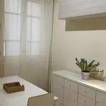 Rent a room of 120 m² in madrid