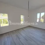 Affitto 4 camera casa di 113 m² in Vezzano Ligure