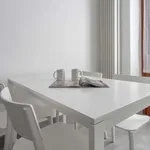 Rent 1 bedroom apartment of 45 m² in milan