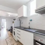 Rent a room of 65 m² in valencia