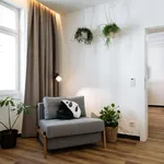 Miete 1 Schlafzimmer wohnung von 506 m² in Vienna