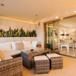 Rent 3 bedroom apartment of 165 m² in Marbella