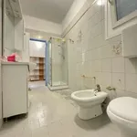 Rent 6 bedroom apartment of 180 m² in Bologna