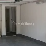 Affitto 3 camera appartamento di 122 m² in Bergamo