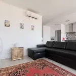 Rent 2 bedroom apartment in lisbon