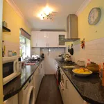 Rent 2 bedroom house in Redhill