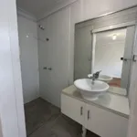 Rent 1 bedroom apartment in Annerley