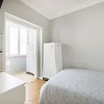 Rent a room in lisbon