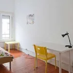 Rent a room in lisbon