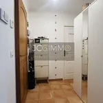 Rent 4 bedroom house of 90 m² in Pignans