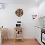 Rent 1 bedroom apartment of 50 m² in Vila Nova de Gaia