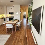 Maison de 1097 m² avec 6 chambre(s) en location à Toronto