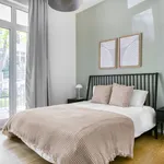 Miete 3 Schlafzimmer wohnung von 95 m² in Berlin