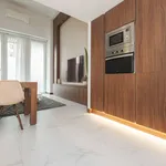 Rent 1 bedroom apartment of 635 m² in Madrid