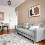 Rent 1 bedroom apartment of 52 m² in lisbon