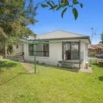 Rent 3 bedroom house in Port Macquarie