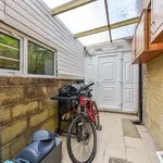 Rent 4 bedroom house in South East England