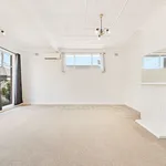 Rent 3 bedroom house in Gladesville