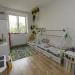 Pronajměte si 3 ložnic/e byt o rozloze 86 m² v Praha